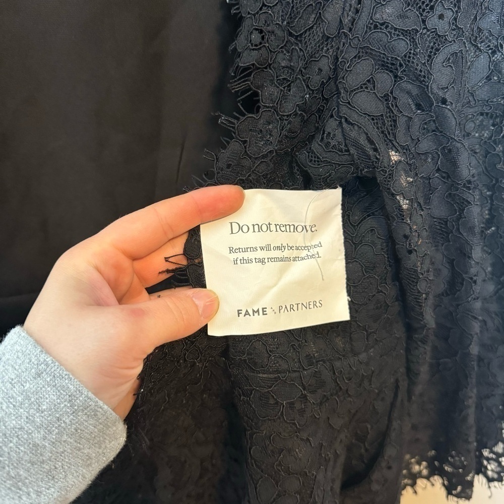 Fame And Partners The Tawny Romper Black Lace - Picture 11 of 16
